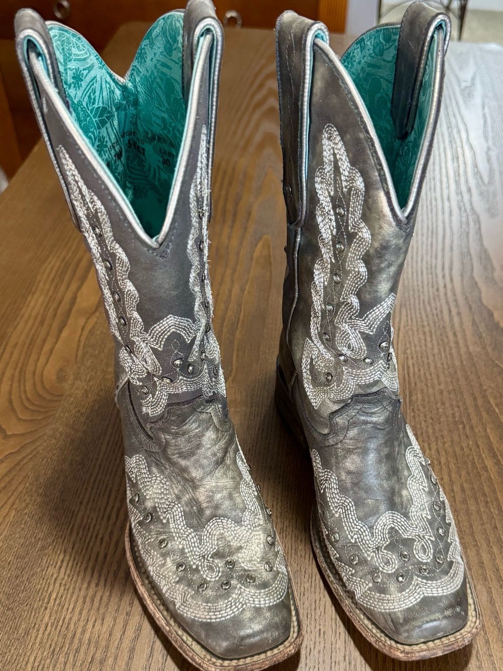Corral Metallic Gray Western Embroidered Heeled Boots